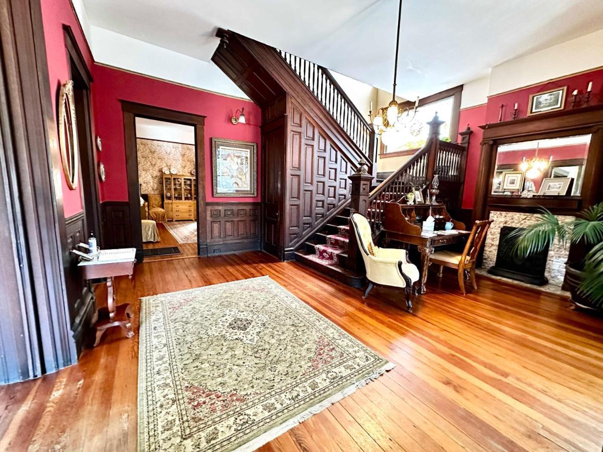 The Kate Shepard House Aparthotel Mobile Bagian luar foto