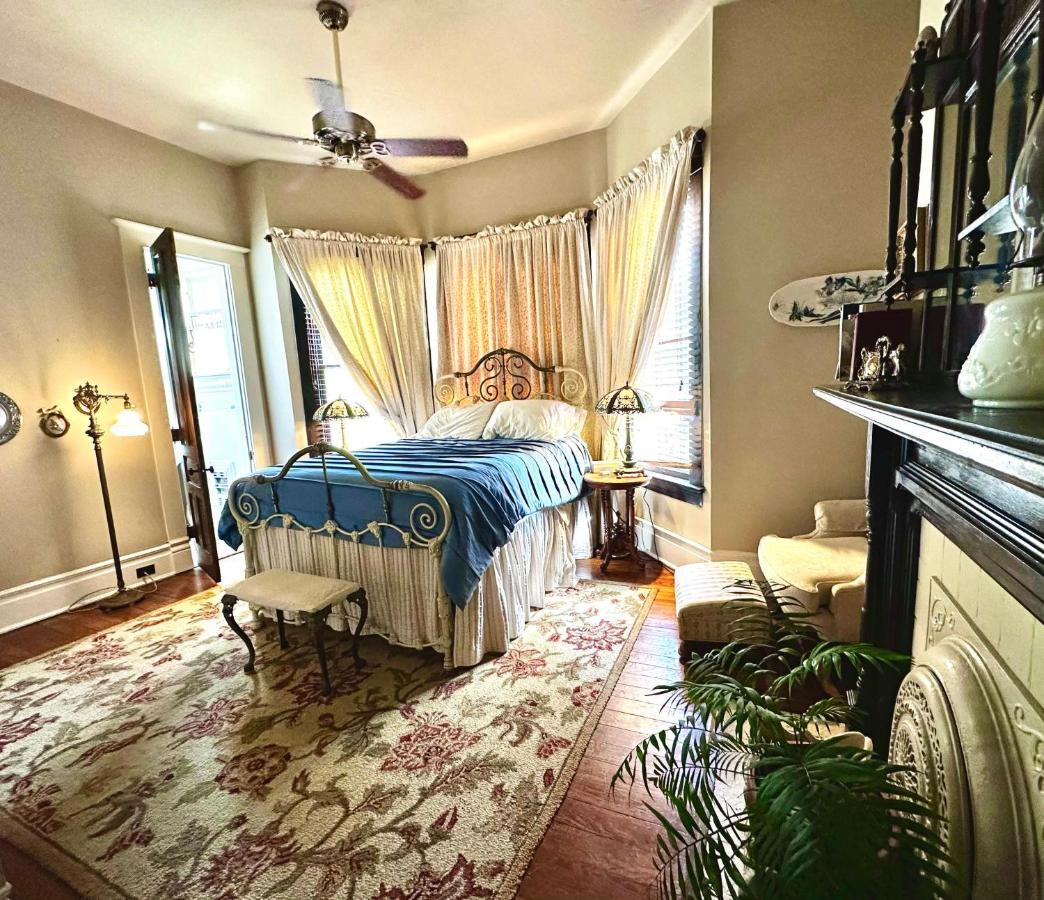 The Kate Shepard House Aparthotel Mobile Bagian luar foto
